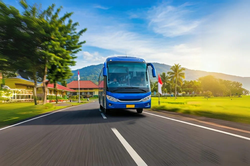 Sewa Bus Pariwisata Lombok Timur
